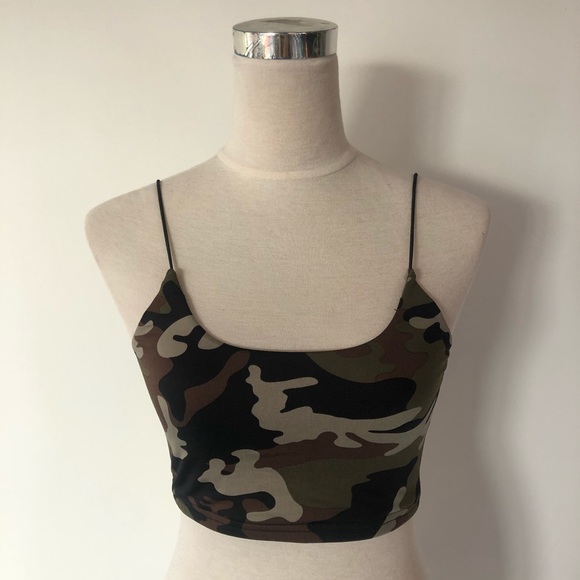3/$30✨ Camo Sommer Ray Bralette/Crop Top - Picture 1 of 7